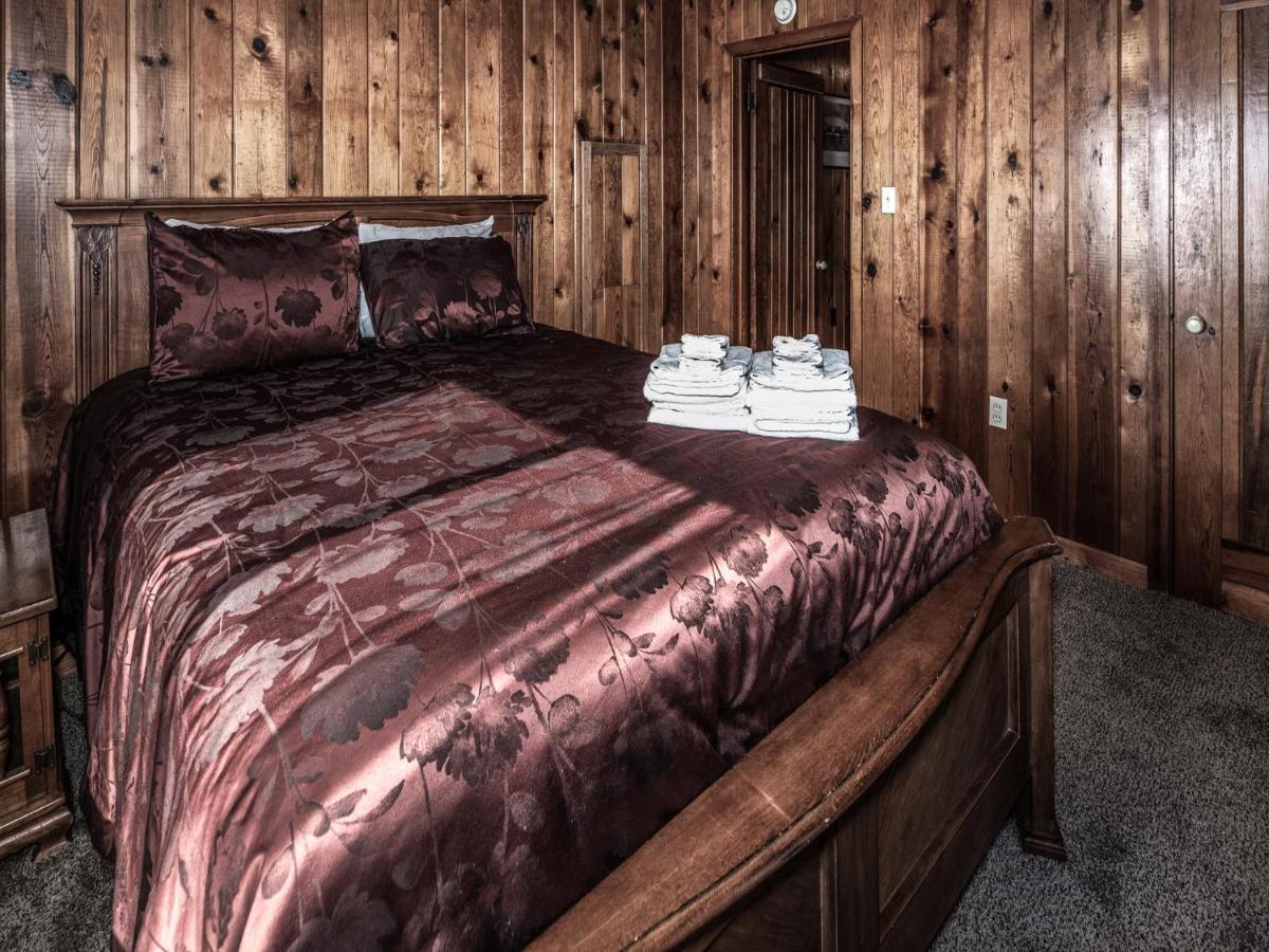 Alpine Cabin, 3 Bedrooms, Deck, Sleeps 8 Ruidoso Eksteriør billede