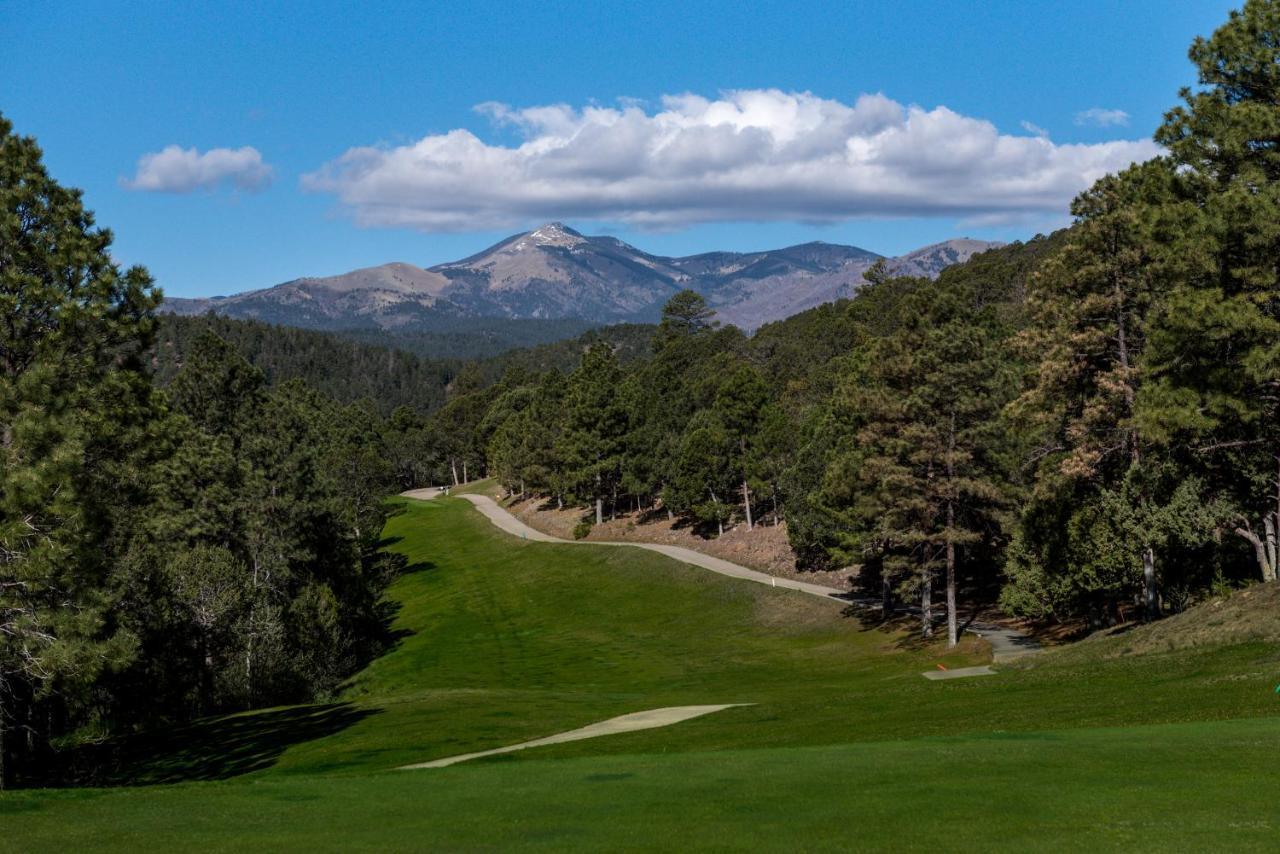 Alpine Cabin, 3 Bedrooms, Deck, Sleeps 8 Ruidoso Eksteriør billede