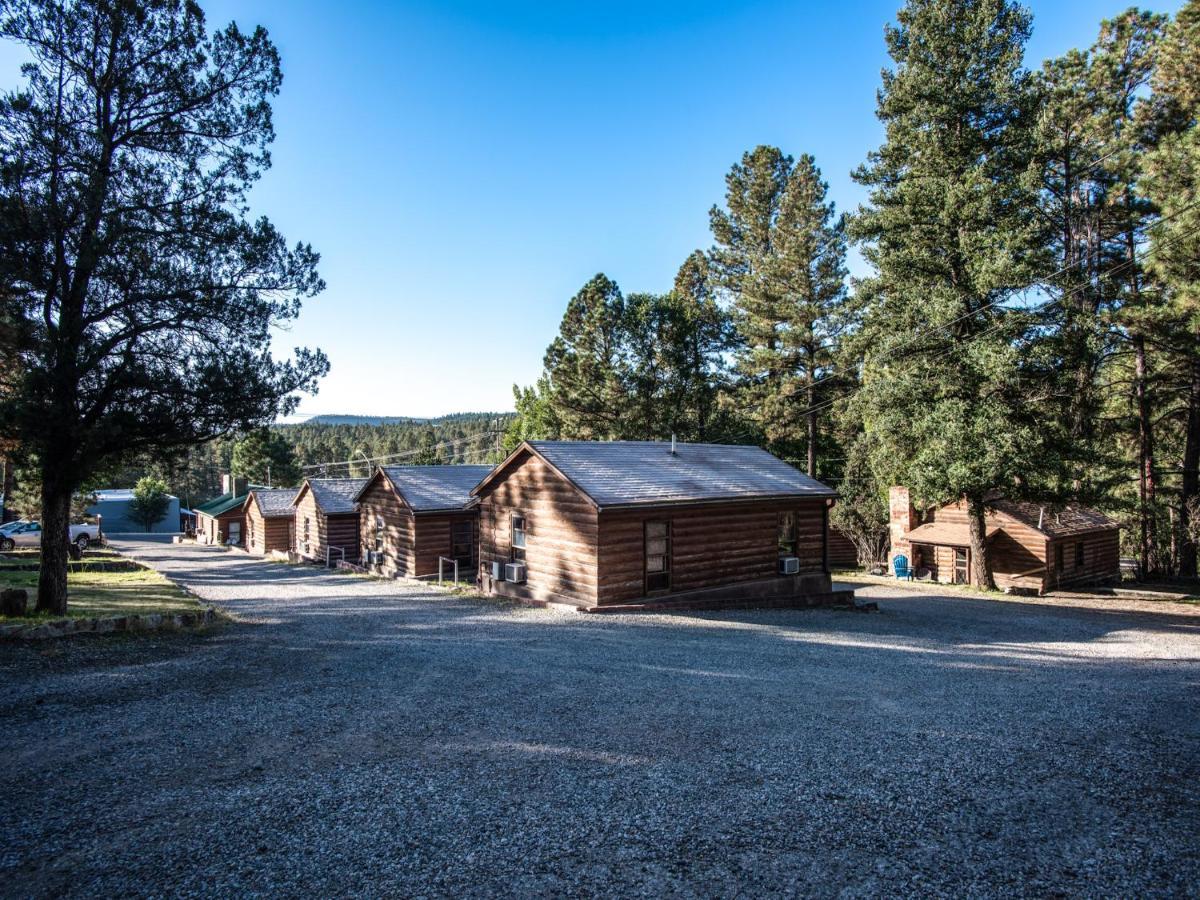 Alpine Cabin, 3 Bedrooms, Deck, Sleeps 8 Ruidoso Eksteriør billede
