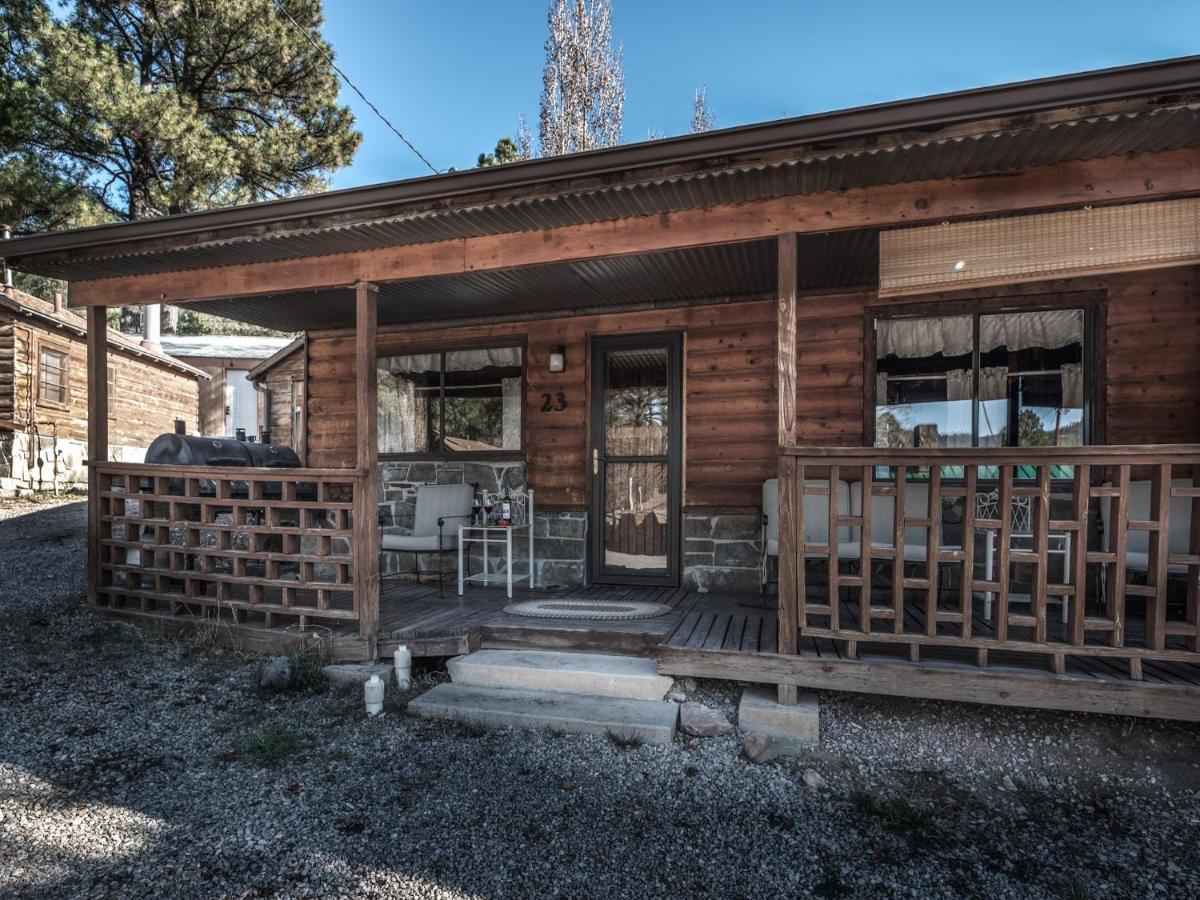 Alpine Cabin, 3 Bedrooms, Deck, Sleeps 8 Ruidoso Eksteriør billede